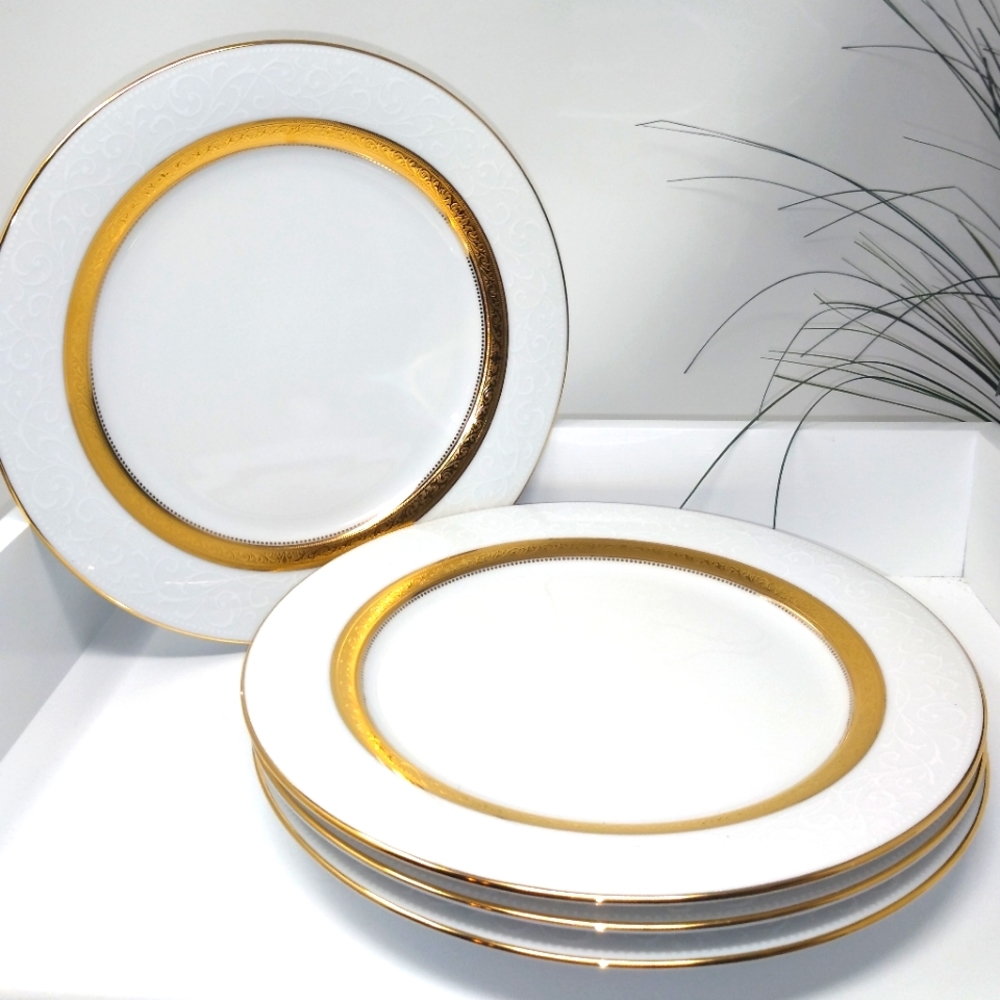 Noritake 4276 Signature Gold 9" Salad Plate